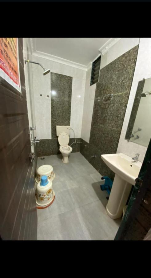 Bombay Regency Hotel Pachmarhi ภายนอก รูปภาพ